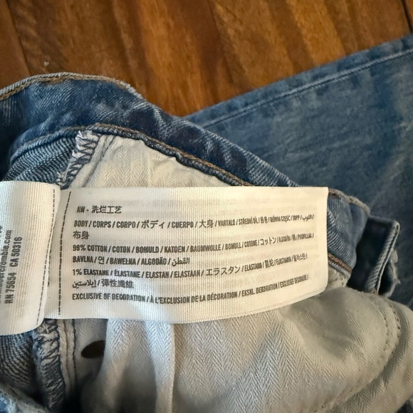 Abercrombie & Fitch 90s Straight Ultra High Rise size 25 Short 28.5” inseam - Picture 9 of 10